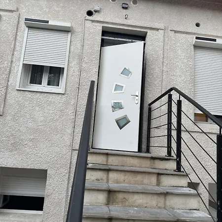 Moderne Et équipé *